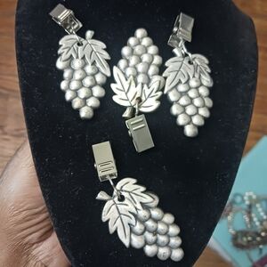 Solid Pewter Tablecloth Weights GRAPE CLUSTERS 4pc By Metalla  Prodyne, No Box